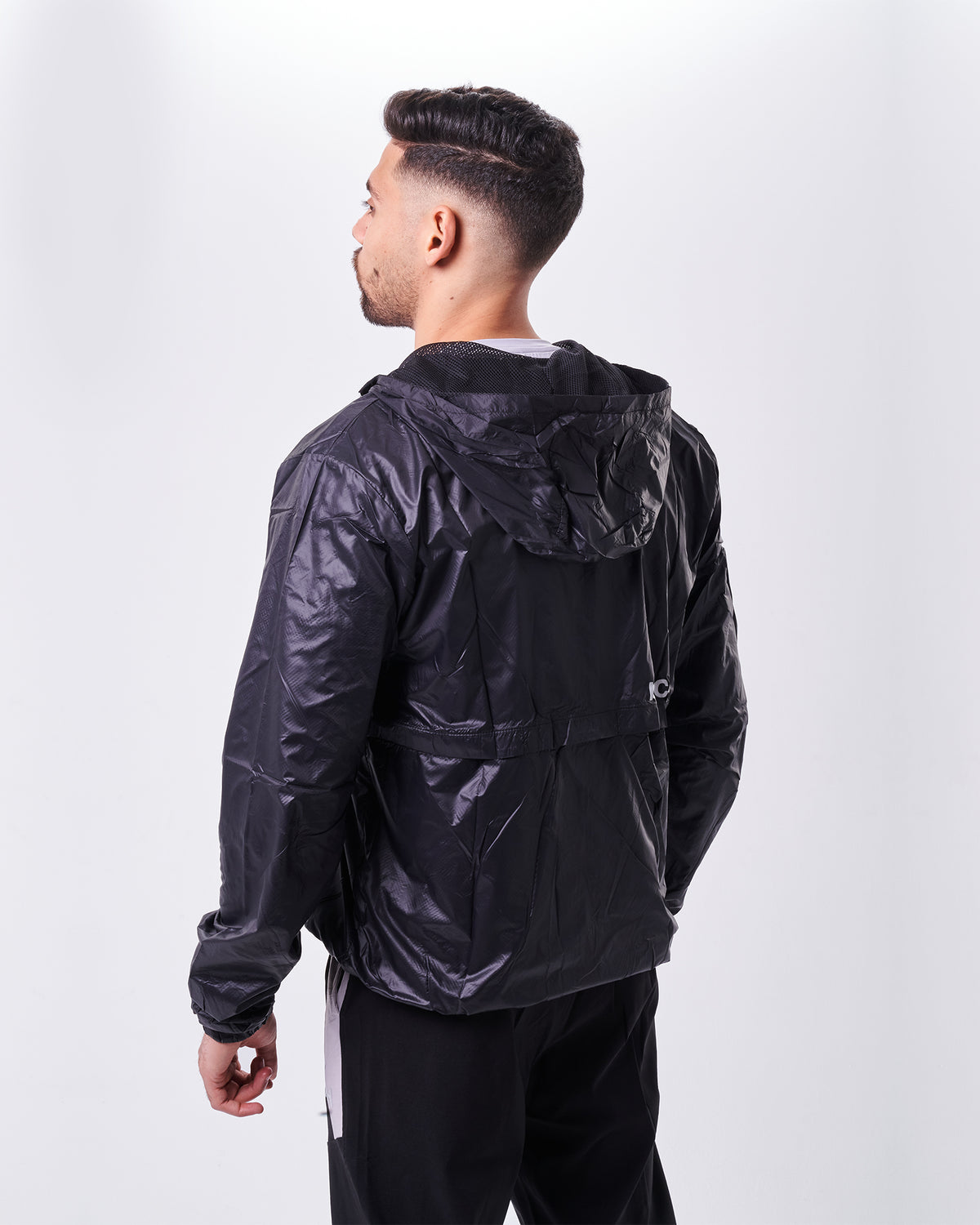 Elastic-Trim Lightweight Jacket